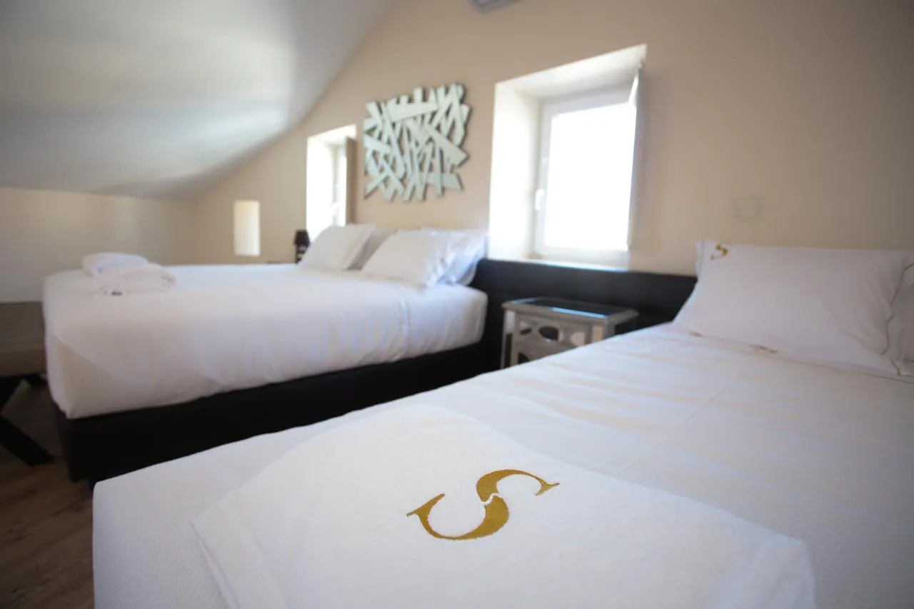 Bed & Breakfast Suites Guest House Cascais