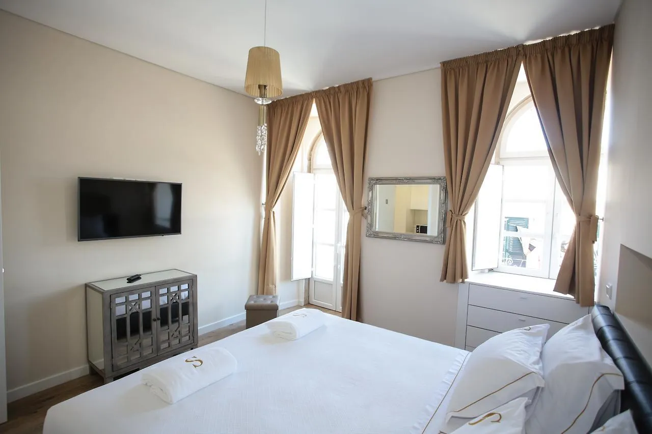 Suites Guest House Cascais Bed & Breakfast